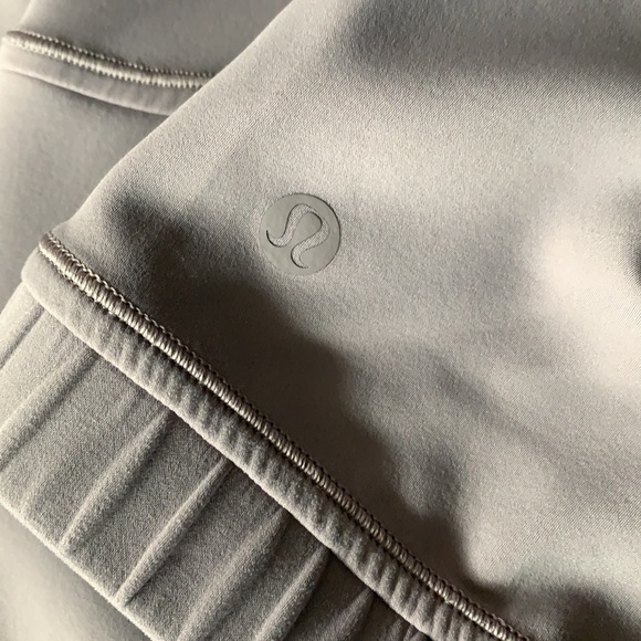 Lululemon Luxtreme Purple Hoodie - Picture 5 of 7